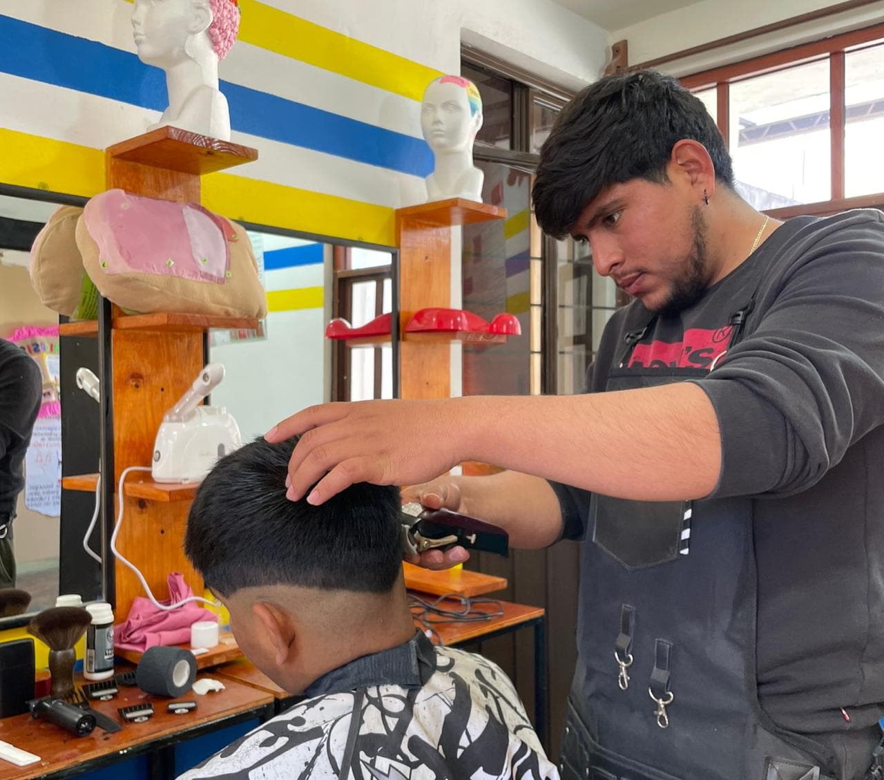 Foto de Corte y barbería fina